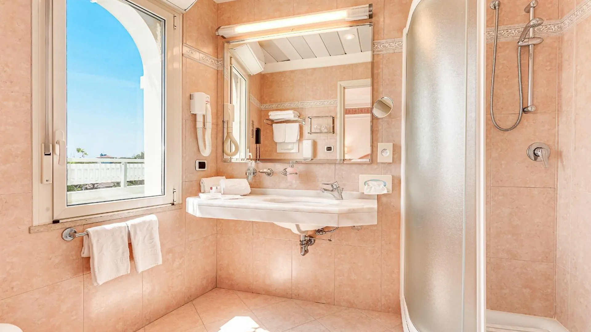Hotel Gambrinus Cervia Italia